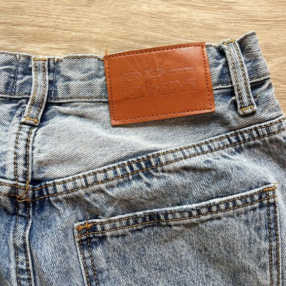 Princess Polly Asymmetric Straight Leg Jeans-Size 8 - Picture 8 of 12